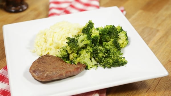Operation Transformation's Steak and Garlic Mash