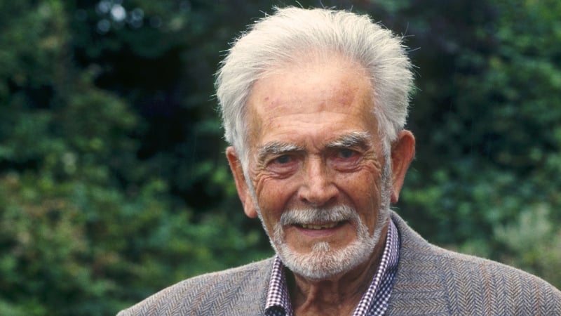 Irish actor and director Barry Cassin has passed away, aged 92