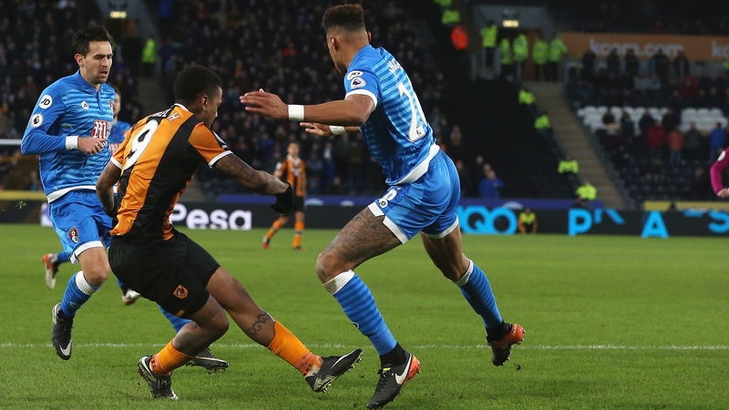 Abel Hernandez slotted home Hull's second goal