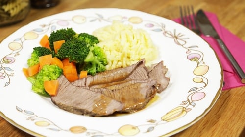 OT: Roast Beef Dinner with Gravy