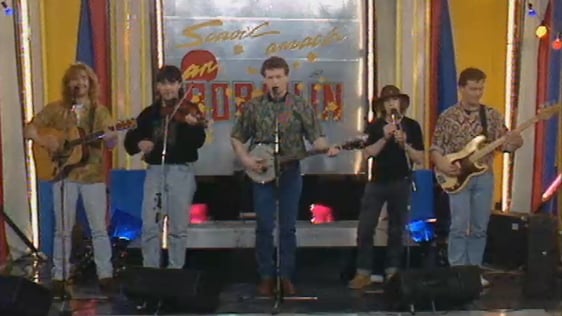 Goats Don't Shave perform on Scaoil Amach an Bobailín 1991