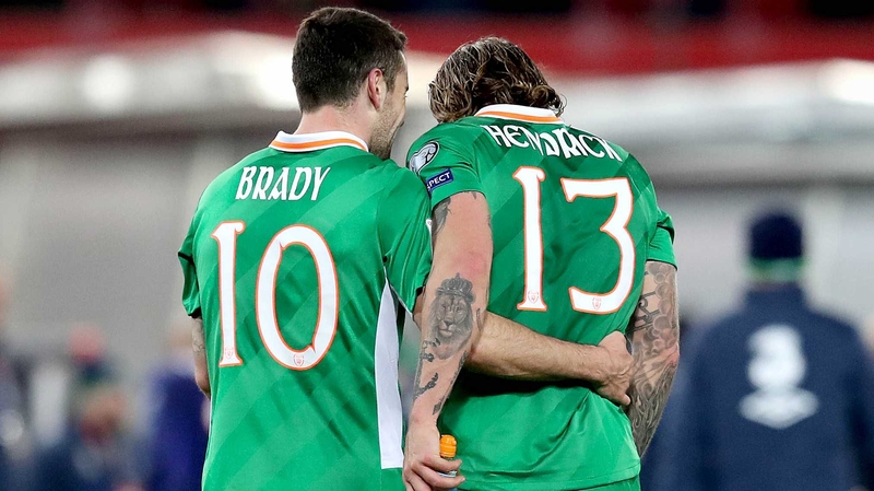 Jeff Hendrick (r) really wants his pal Robbie Brady (l) at Burnley