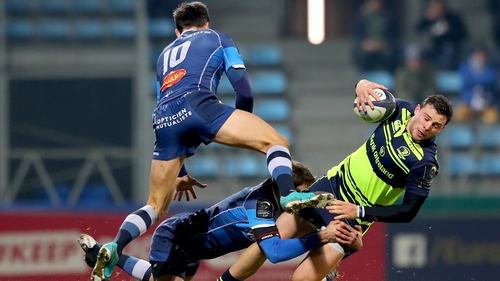 Robbie Henshaw going over for Leinster's first try
