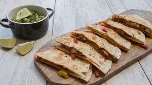 Looking for a delicious family meal that your weaning baby will also enjoy?