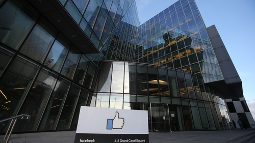 A thumbs up from Zuck for working from home?