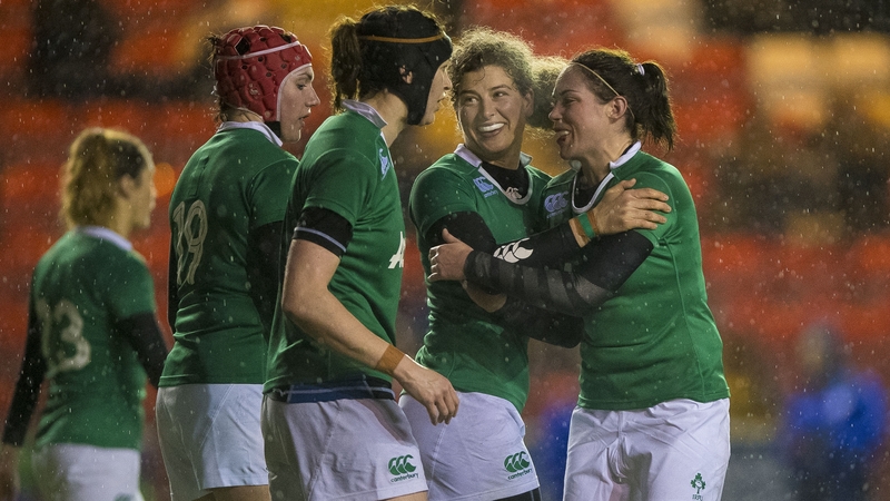 Jenny Murphy celebrates scoring the winning try