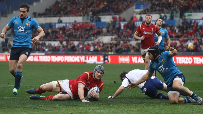 Jonathan Davies touching down for Wales in their win over Italy in Rome
