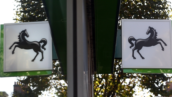 Lloyds Banking Group is to create 500 jobs at a new tech hub in Edinburgh