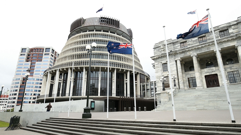 The kiwi dollar tumbled 2% to $0.6378, its lowest since early 2016