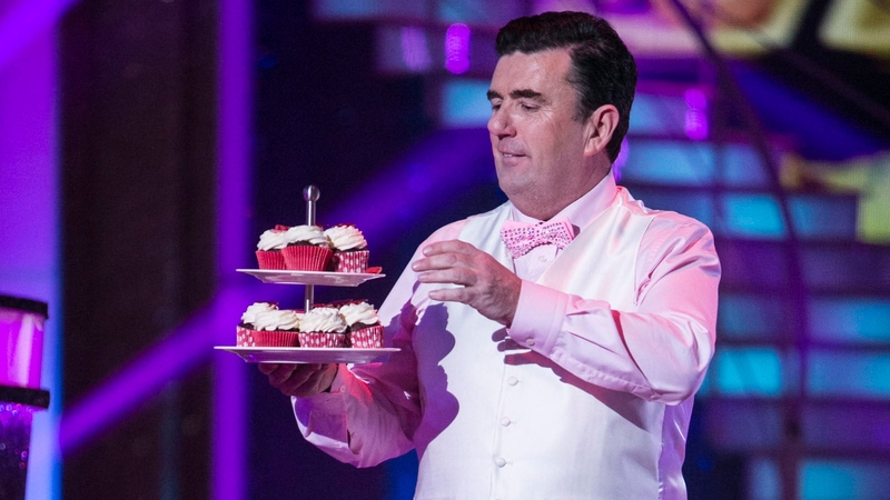 It's a cakewalk for Des Cahill