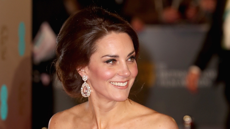 Kate Middleton and Prince Williams took to the BAFTA red carpet for the first time last night and while the Duke of Cambridge did look dashing, it was Kate who stole the show.