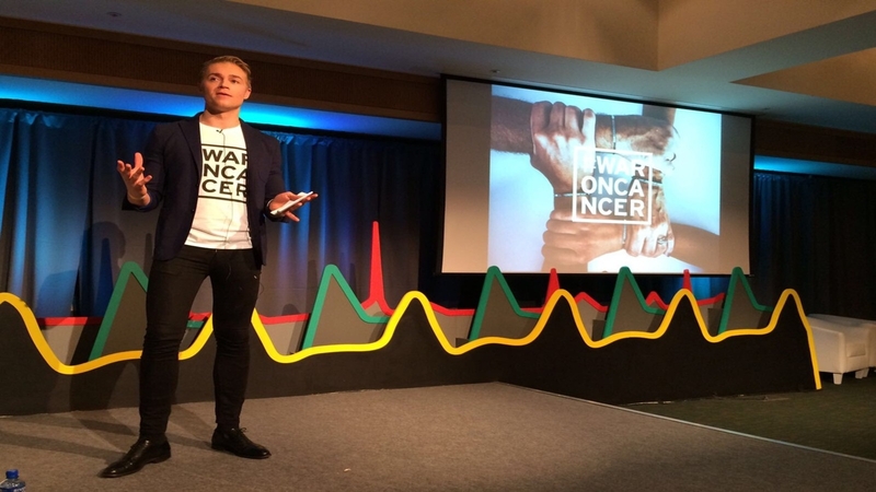 Fabian Bolin was diagnosed with cancer one and a half years ago and decided to create the website with his best friend Sebastian Hermelin.