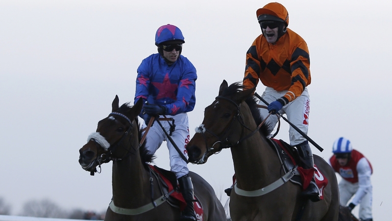 Stabelmates Cue Card and Thistlecrack are in line to meet again