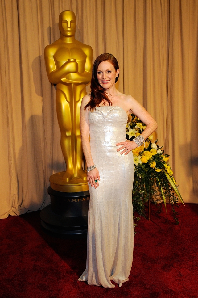 Shining like a pearl in this Calvin Klein dress at the 2010 ceremony.