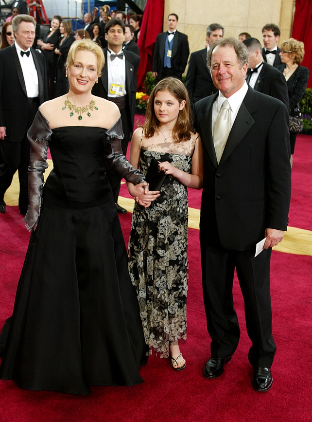 Meryl and family in a stunning gown in 2003 nominated for her role in 'Adaptation'. She loves a good statement necklace.