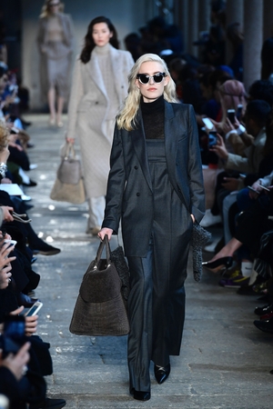 High (very high) waisted pants and pin-up sunglasses at the Max Mara fashion show.