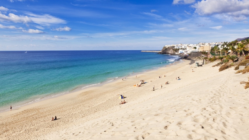 Holiday and Hotel Specials from Travelfinders **Branded Content.