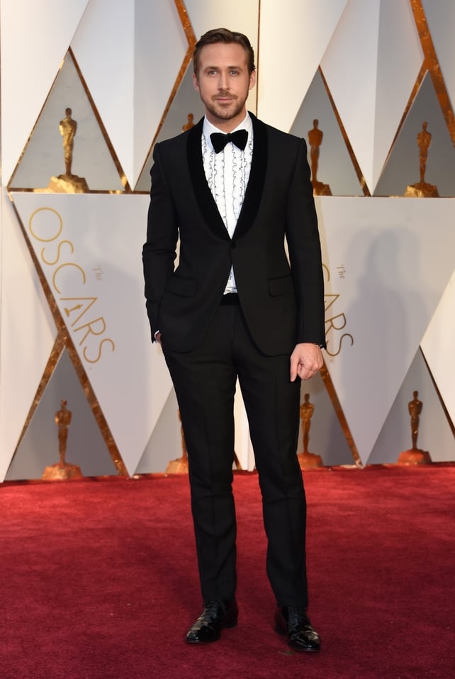 Nominee for Best Actor 'La La Land' Ryan Gosling rocks a retro frilled shirt.