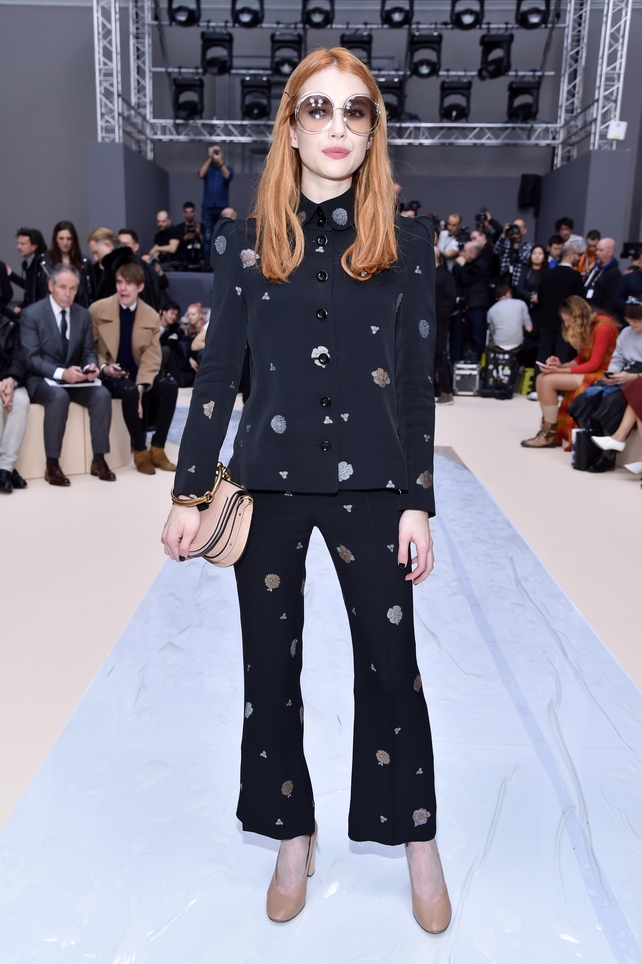 Actress Emma Roberts giving us some serious '60s vibes with her sunglasses and Peter Pan collar at the Chloé Fashion Show.