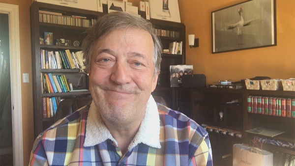 Is mise Stephen Fry