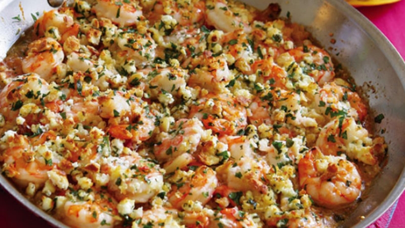 Kevin's Roasted Spicy Prawns dish from Today with Maura and Dáithí!