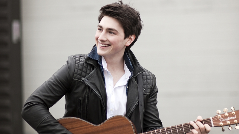 Brendan Murray duets with Austrian's Eurovision contestant Nathan Trent