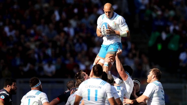 Sergio Parisse continues to thrive in Italian colours