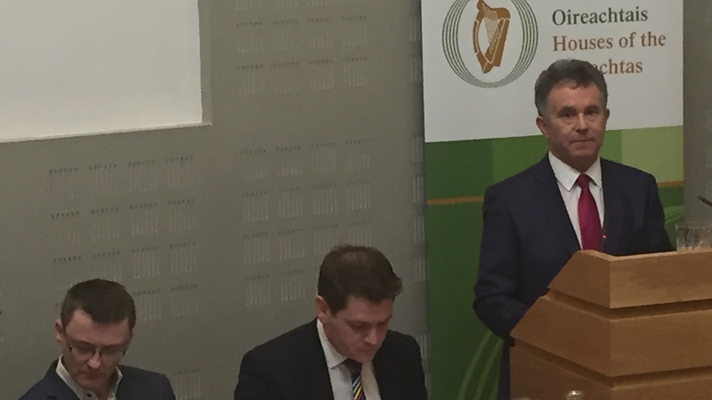 The PAC report also finds it was not as it put it 'procedurally appropriate' for Minister for Finance Michael Noonan to meet with Cerberus