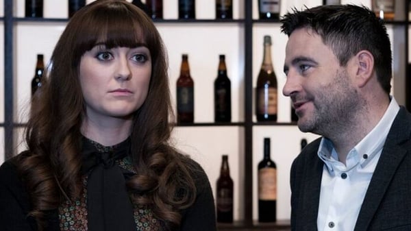 Mack tells Dee about Janice on this week's Ros na Rún