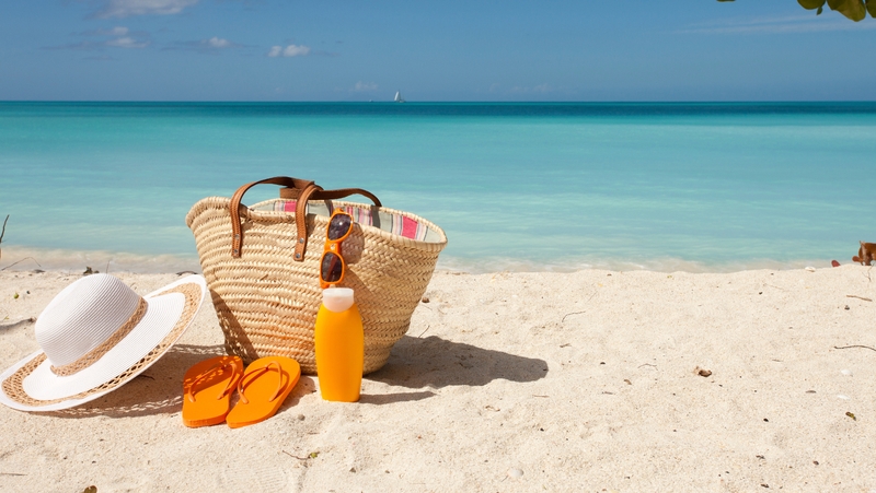 Holiday and Hotel Specials from Travelfinders **Branded Content.