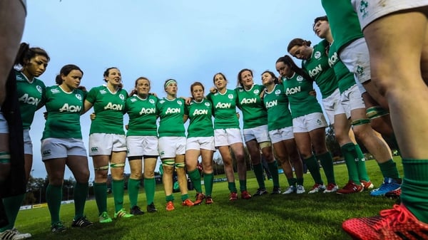 Paula Fitzpatrick talks to the team after the England match last season