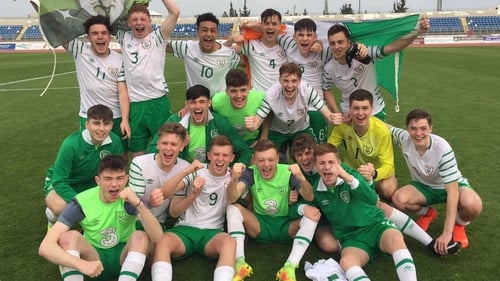 Ireland U17s celebrate their achievement (Pic: FAI)