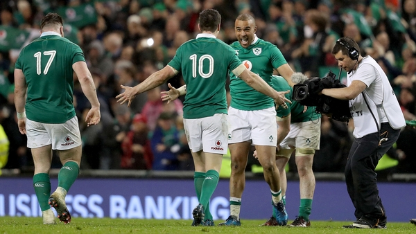 Simon Zebo and Johnny Sexton celebrate at the full-time whistle