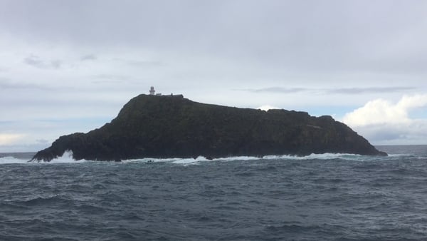 Currents have made it difficult for divers to safely access the aircraft on sea bed near Blackrock island