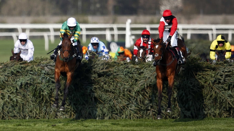 On The Fringe (l) will look to end the season on a high