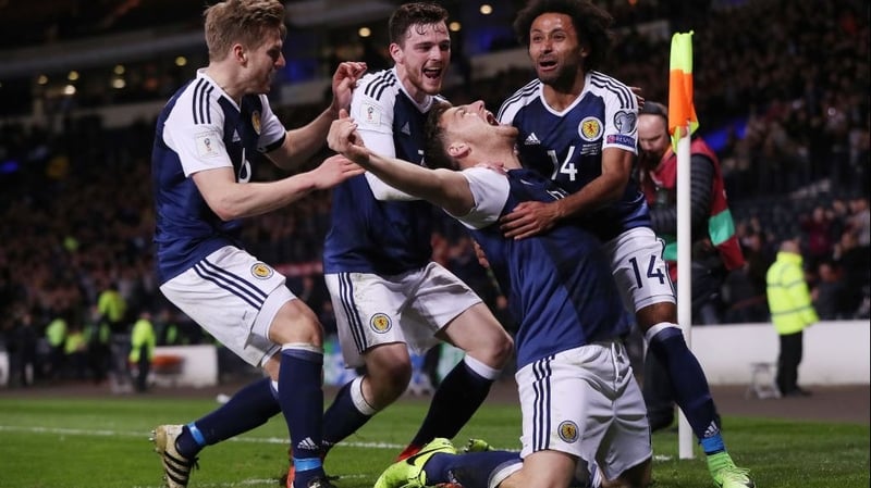 Chris Martin celebrates after his late winner