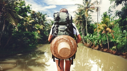 Calling all travel lovers! Last chance for your dream job...