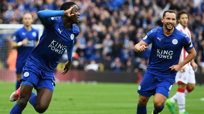 Wilfred Ndidi (L) celebrates his opener