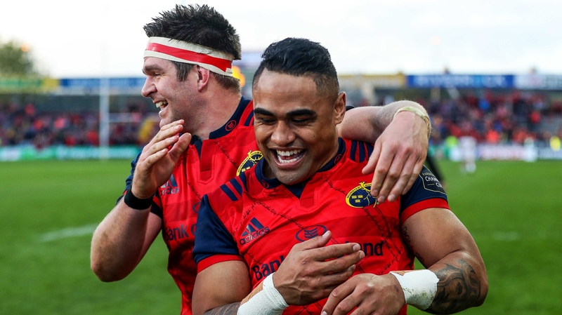 Billy Holland celebrates with Francis Saili at Thomond Park