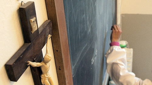 Report states that 1999 curriculum on sex-education is out of date