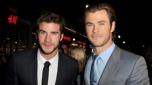 Let's start off with Hollywood's most handsome brothers. Ladies and gentleman... the Hemthworths. Liam and Chris are both successful actors.
