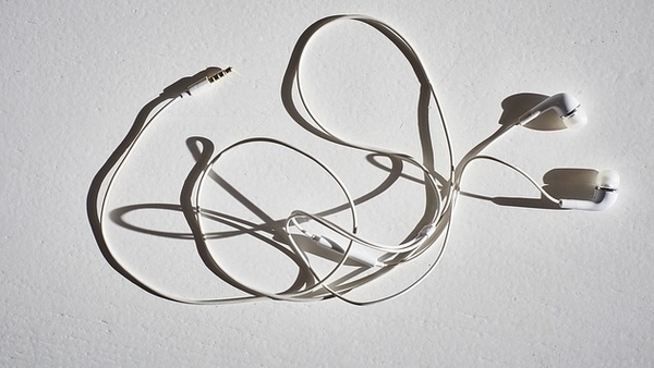 Celebrating Silence in Music: 'Let your mind's ear take you to yo