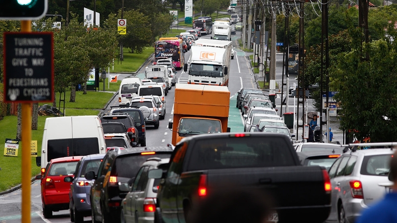Heavy traffic as Aucklanders leave the city amid severe weather warnings