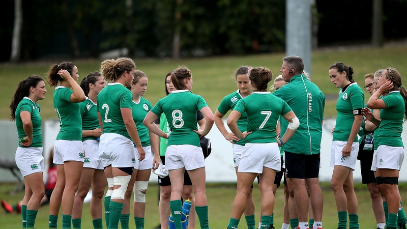 Athony Eddy with his squad of players