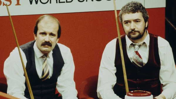 Willie Thorne (L) and John Virgo at the 1983 World Championship, which Thorne won 10-3
