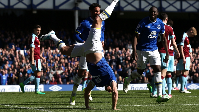 Phil Jagielka's cartwheel goal celebration