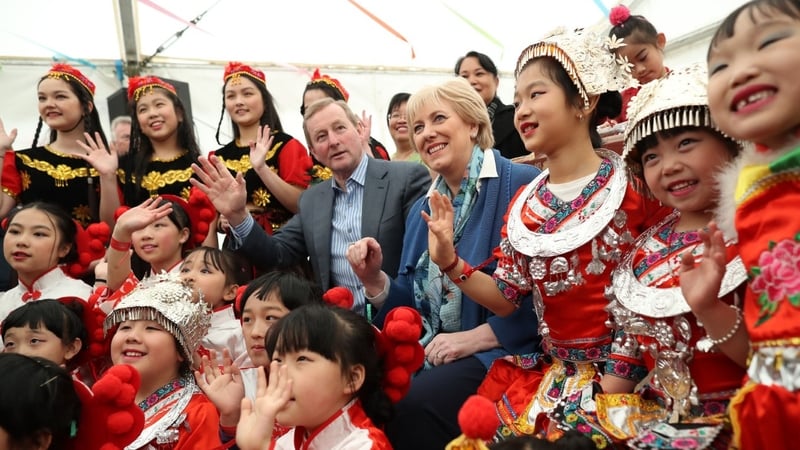 Taoiseach Enda Kenny and Minister Heather Humphreys take part in the new national day of creativity