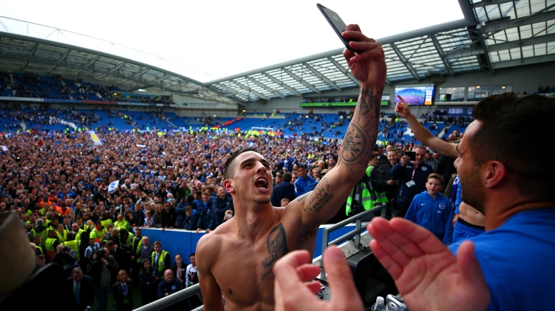 Anthony Knockaert takes a celebration selfie