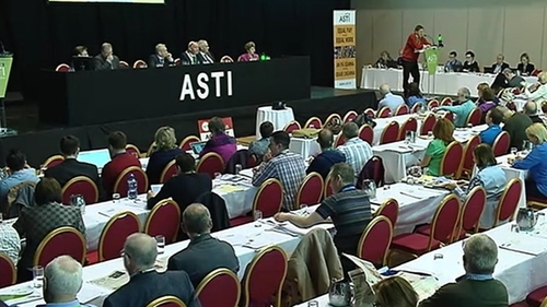 ASTI teachers are not being paid to do substitution duties because the union is outside of the Lansdowne Road Agreement