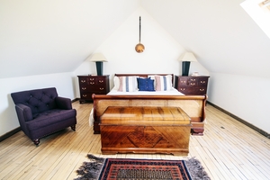 The couple gave the farmhouse a modern makeover.